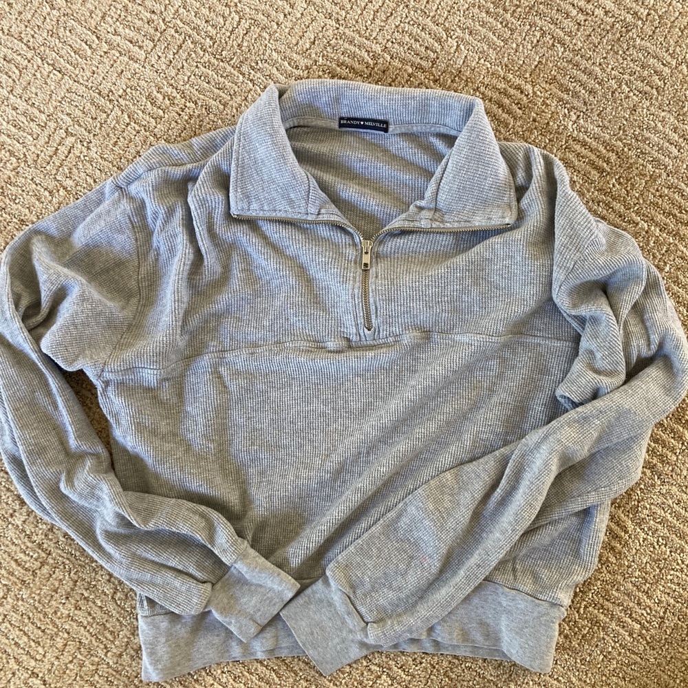 Brandy Melville sweatshirt